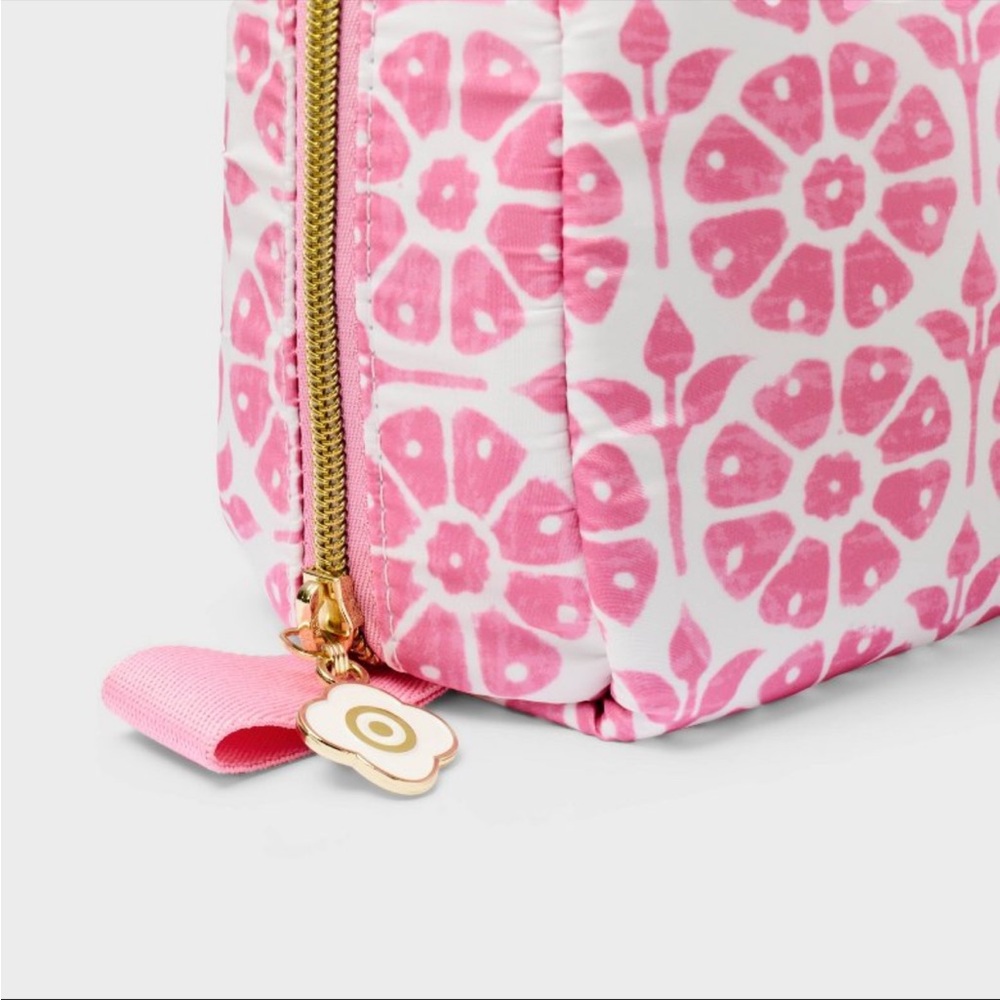 Daisy Floral Toiletry Bag Pink - Roller Rabbit × Target, NWT - Picture 3 of 4